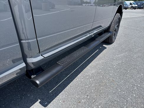 New 2026 RAM 2500 Tradesman AWD/4WD image 27