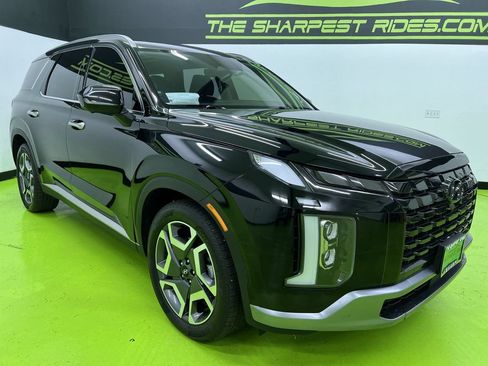 Used 2024 Hyundai Palisade Limited AWD/4WD image 2