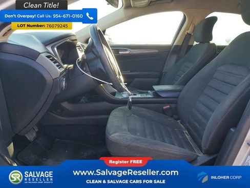 Used 2017 Ford Fusion SE image 9
