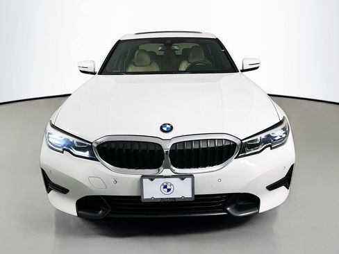 Used 2021 BMW 330i Sedan w/ Convenience Package image 2