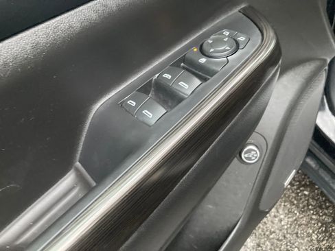 Used 2017 GMC Acadia SLT image 14