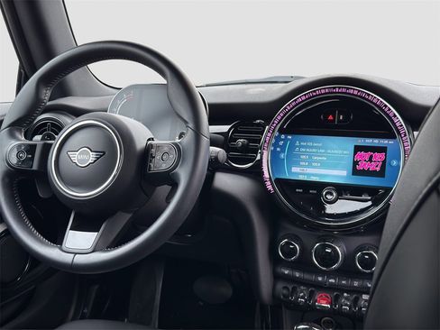 Used 2022 MINI Cooper S image 18