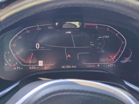 Used 2022 BMW 750i xDrive w/ Executive Package image 29