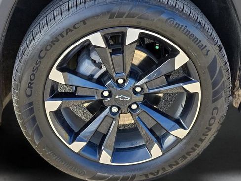 Used 2026 Chevrolet Equinox RS image 8