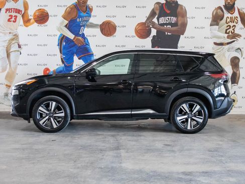 Used 2023 Nissan Rogue SL w/ SL Premium Package image 18