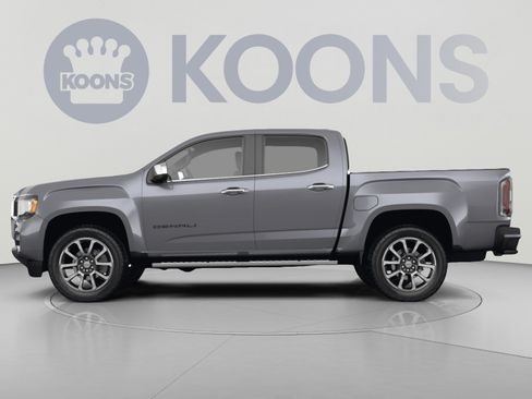 Used 2022 GMC Canyon AT4 w/ Trailering Package AWD/4WD image 2