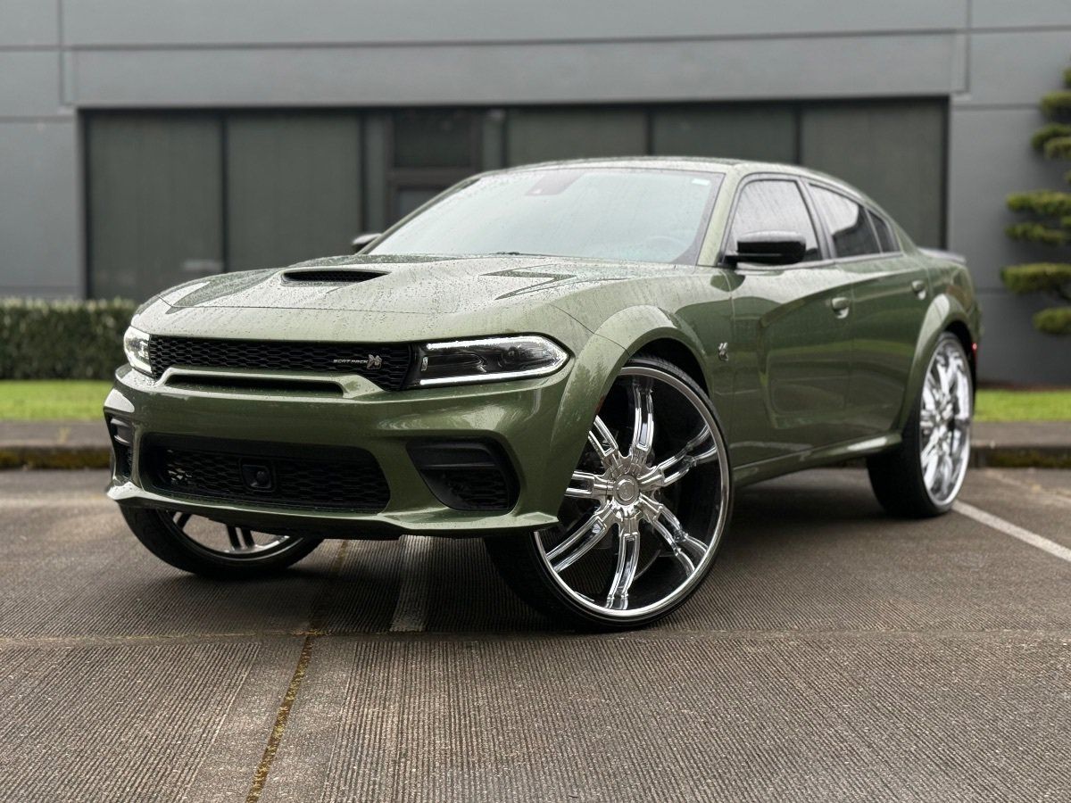 Used 2023 Dodge Charger Scat Pack RWD image 7