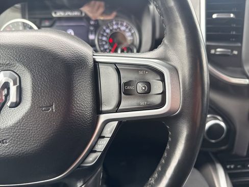 Used 2019 RAM 1500 Big Horn image 29