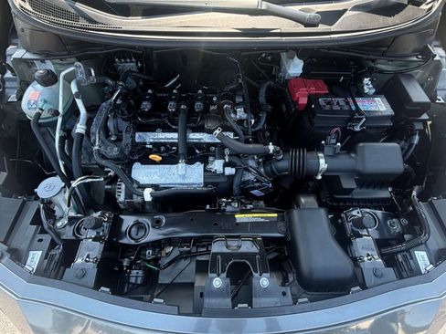 Used 2025 Nissan Versa SV FWD image 31