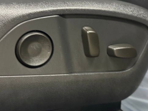 Used 2024 Chevrolet Blazer EV RS image 31