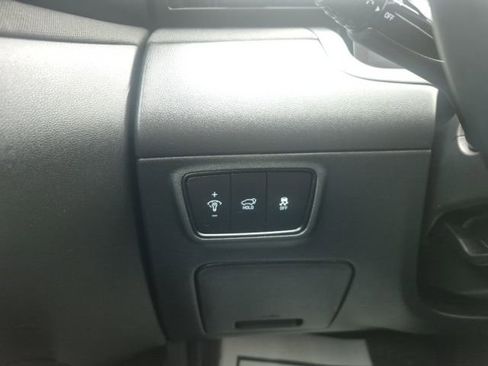 Used 2022 Hyundai Tucson Limited image 35