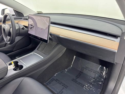 Used 2022 Tesla Model 3 Long Range image 15