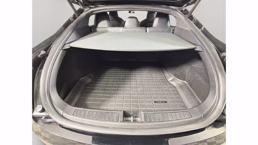 Used 2020 Tesla Model S Long Range AWD/4WD image 27