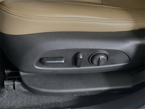 Used 2020 Chevrolet Blazer Premier image 12