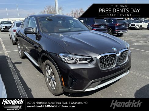 Used 2025 BMW X4 xDrive30i image 1