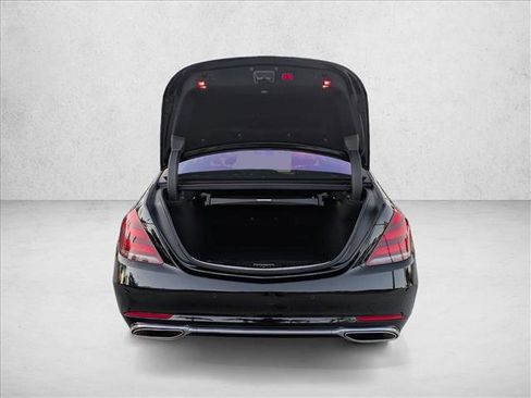 Used 2019 Mercedes-Benz S 560 Sedan image 6