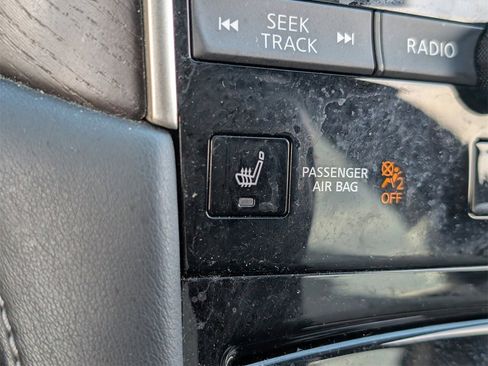 Used 2023 INFINITI Q50 Sensory image 18