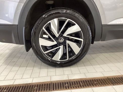 Certified 2026 Volkswagen Atlas SE AWD/4WD image 23