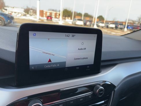 Used 2020 Ford Escape SEL image 30