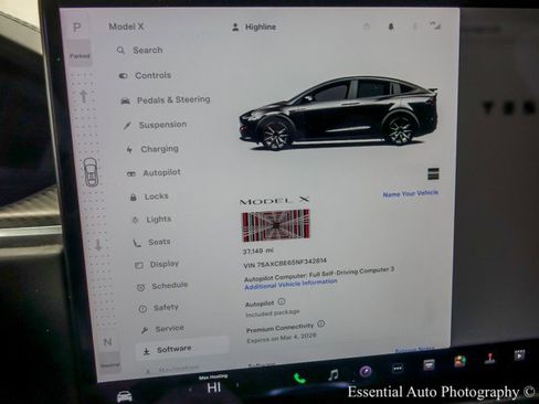 Used 2022 Tesla Model X Plaid image 34