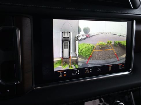Used 2024 GMC Yukon Denali Ultimate w/ LPO, Floor Liner Package AWD/4WD image 26