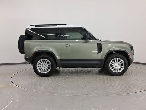 Used 2021 Land Rover Defender 90 S image 7