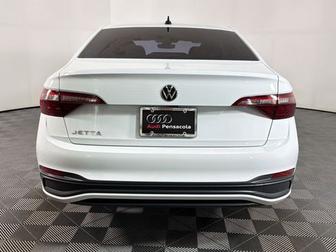 Used 2024 Volkswagen Jetta S FWD image 9