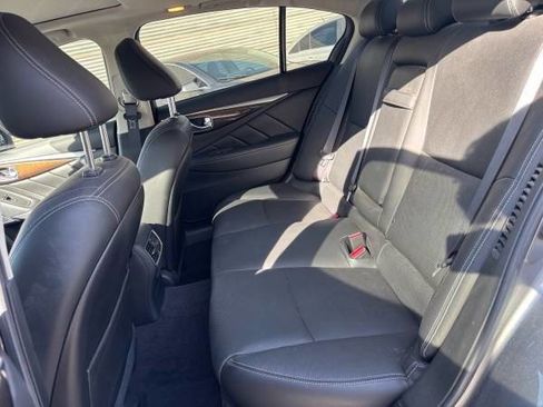 Used 2018 INFINITI Q50 Luxe image 12
