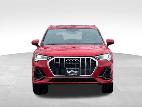 Used 2023 Audi Q3 2.0T Premium Plus w/ Premium Plus Package image 2