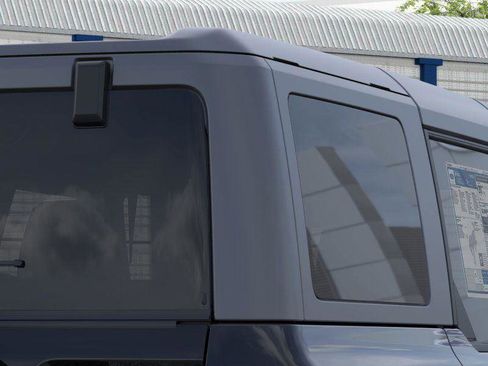 New 2025 Ford Bronco 4-Door image 25