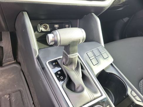 Used 2025 Kia Sportage LX FWD image 24