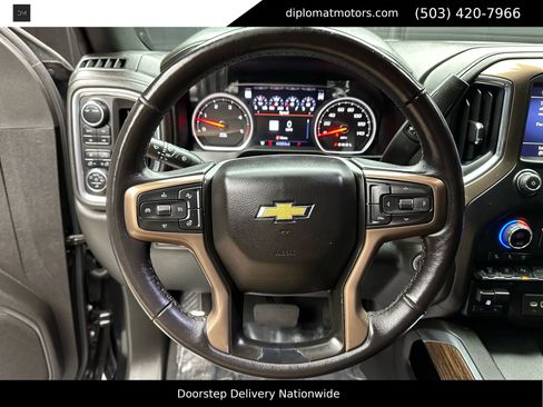 Used 2022 Chevrolet Silverado 2500 High Country w/ Z71 Off-Road Package image 26