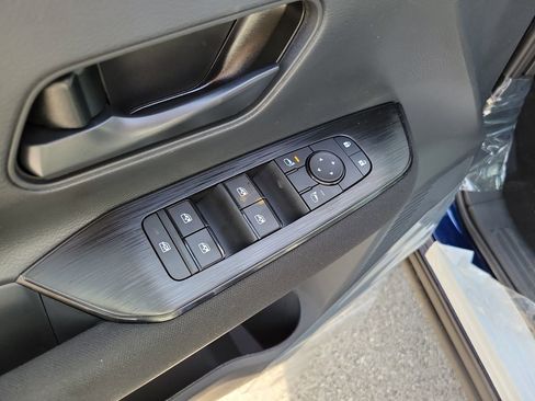 New 2026 Nissan Kicks S FWD image 15