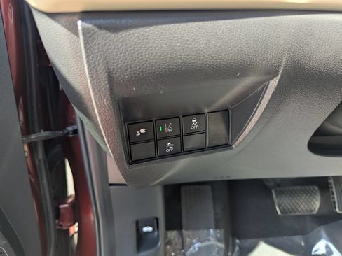 Used 2018 Honda Clarity Plug-In Hybrid image 14