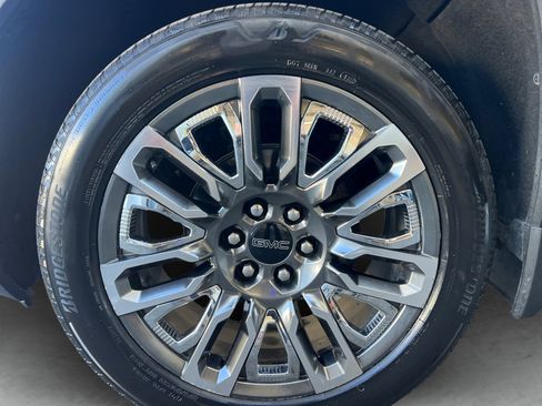 Used 2023 GMC Sierra 1500 Denali Ultimate image 27