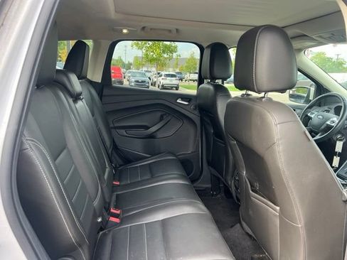 Used 2015 Ford Escape SE w/ Equipment Group 201A AWD/4WD image 10
