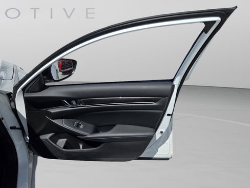 Used 2022 Honda Accord Sport image 29