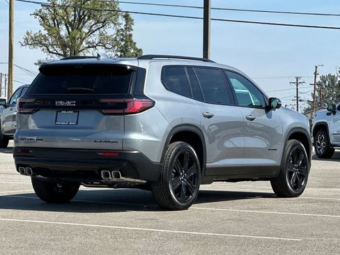New 2026 GMC Acadia Elevation image 5