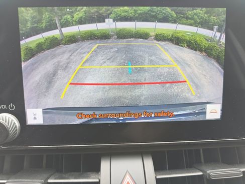 Used 2023 Toyota RAV4 LE AWD/4WD image 27