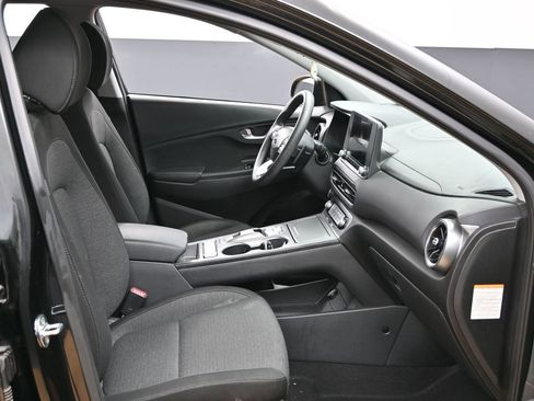 Used 2023 Hyundai Kona SE w/ Cargo Package image 34