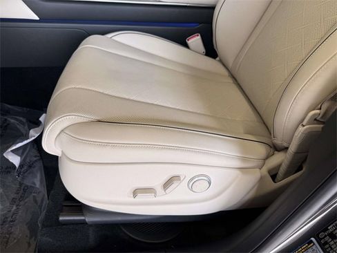 Used 2026 Genesis GV80 2.5T Advanced image 3