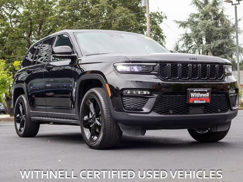 Used 2024 Jeep Grand Cherokee Limited w/ Luxury Tech Group II AWD/4WD image 2