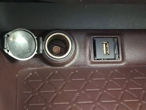 Used 2020 Toyota RAV4 Limited w/ Carpet Mat Package AWD/4WD image 24