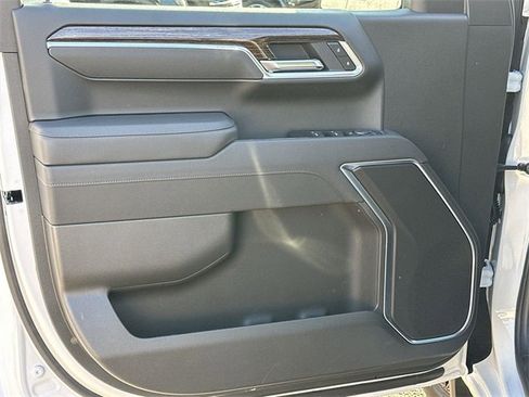New 2026 GMC Sierra 1500 Elevation w/ LPO, Elevation Black Package image 19