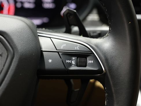Used 2019 Lamborghini Urus AWD/4WD image 48