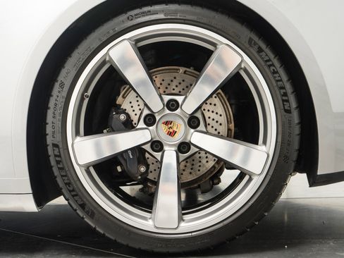 Used 2023 Porsche 911 Carrera T RWD image 11