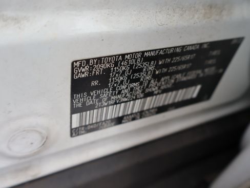 Used 2022 Toyota RAV4 XLE FWD image 12