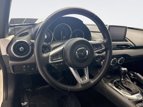 Used 2017 MAZDA MX-5 Miata RF Grand Touring RWD image 11