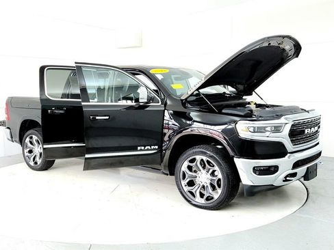 Used 2019 RAM 1500 Limited AWD/4WD image 12