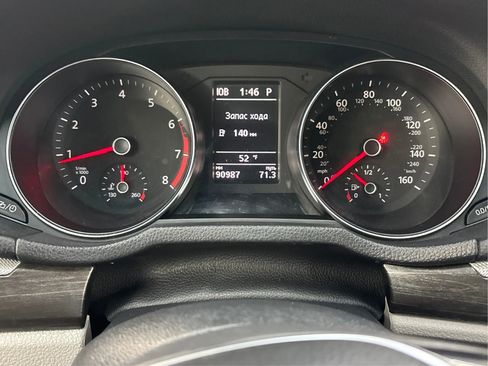 Used 2018 Volkswagen Passat 2.0T SE FWD image 22